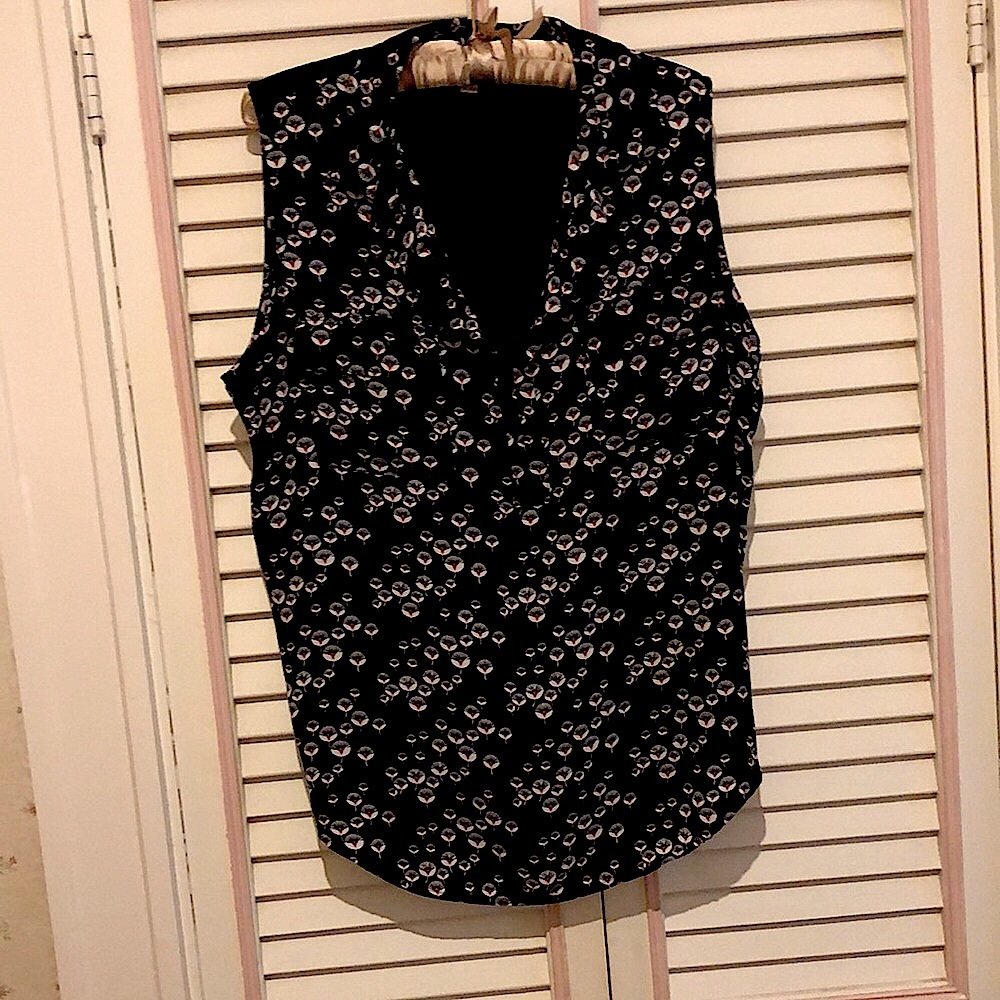 Loft mixed media v-neck tank